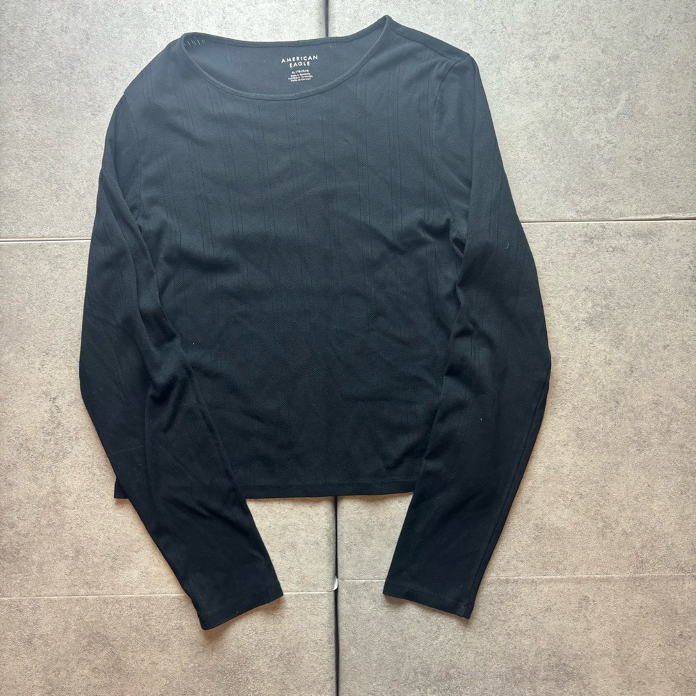 American Eagle black long-sleeved ribbed top